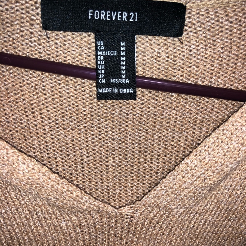 FOREVER 21 TAN HOODED SWEATER SIZE MEDIUM - Picture 3 of 3